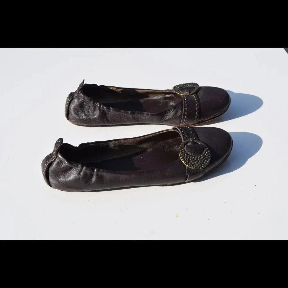 Bernardo ballet flats